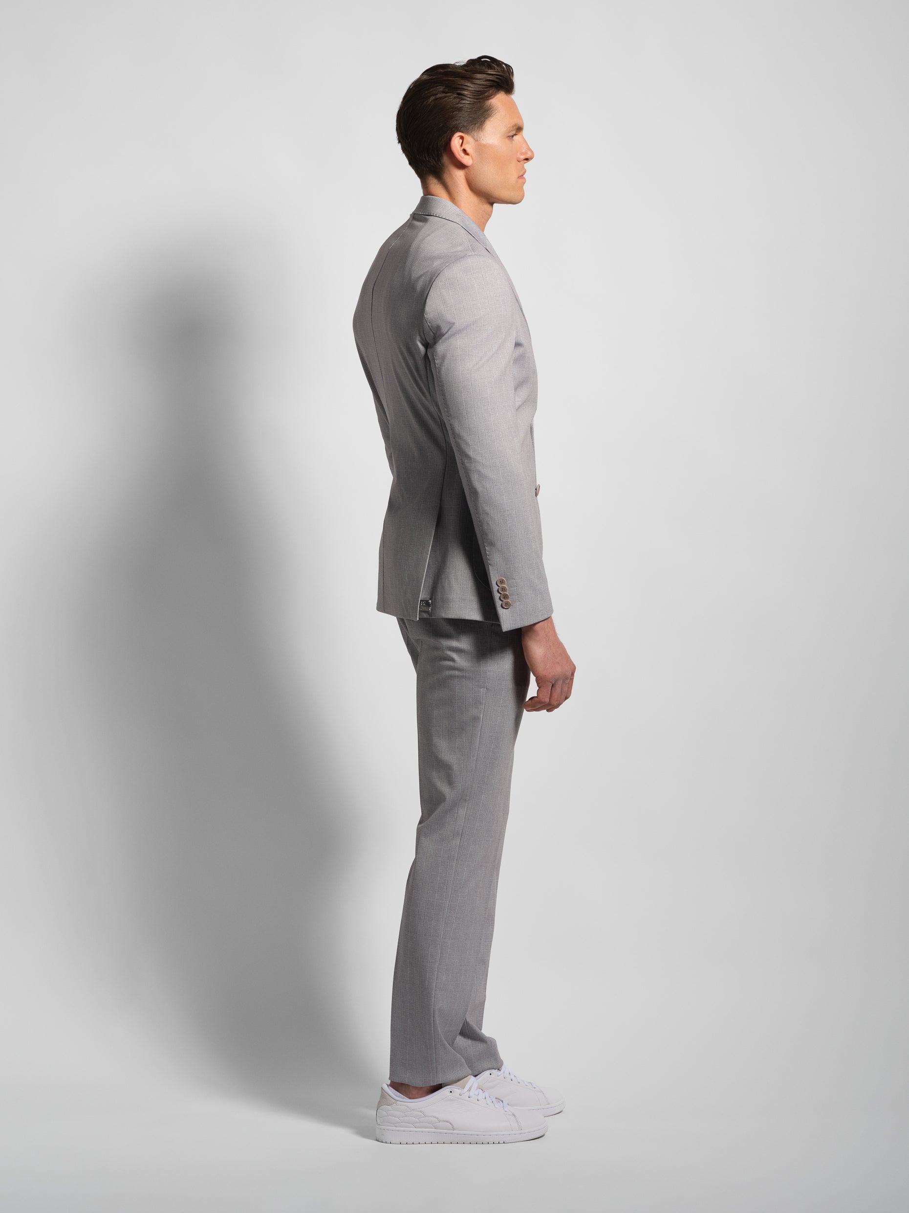 grey Prince de Galles jersey suit side view