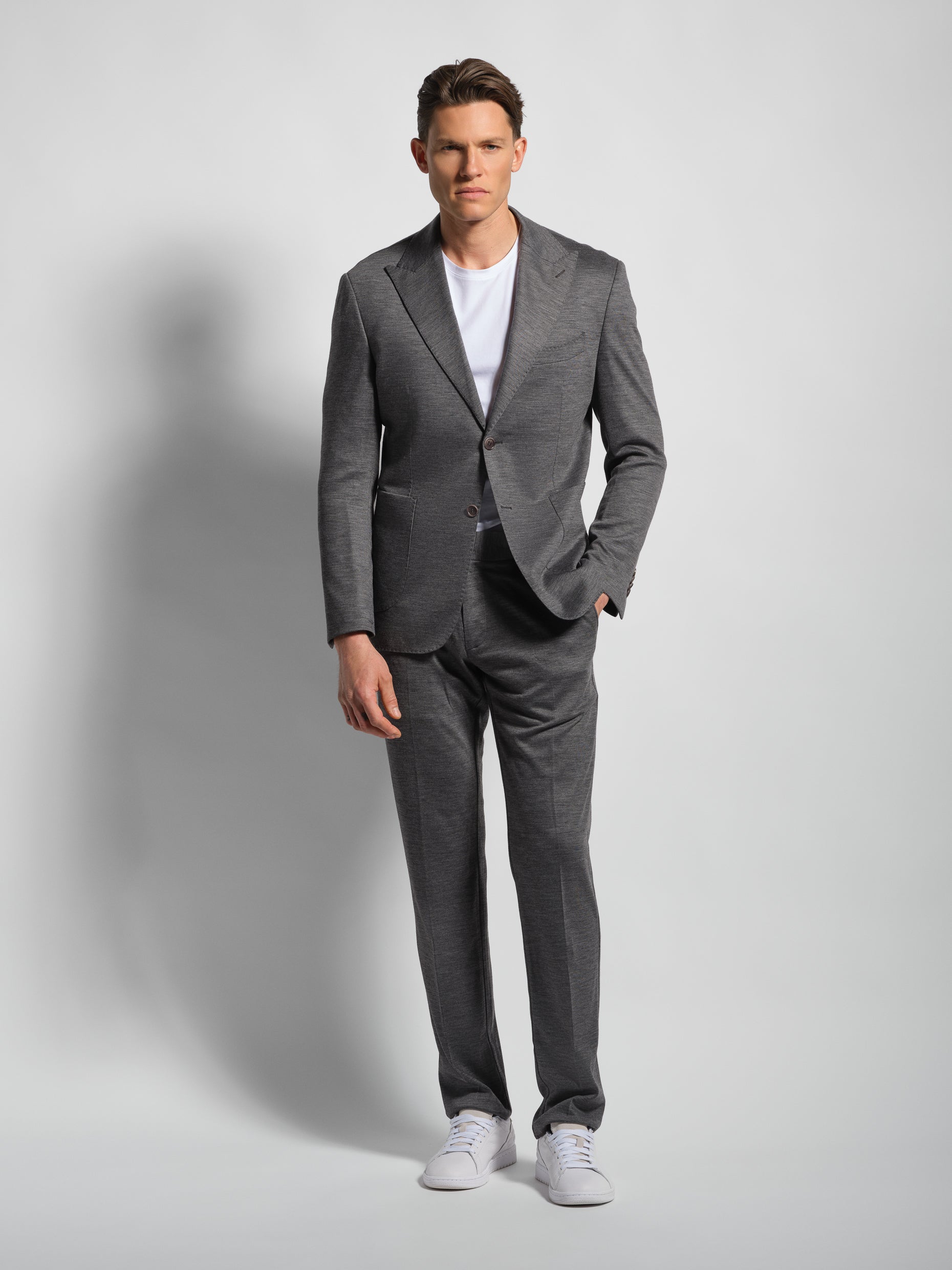 Grey jersey stretch suit front view