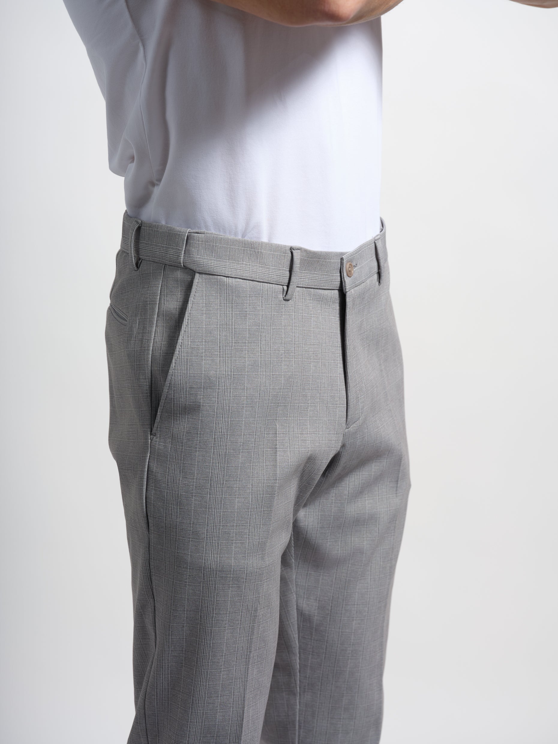 Prince de Galles stretch cotton-blend jersey pants close-up