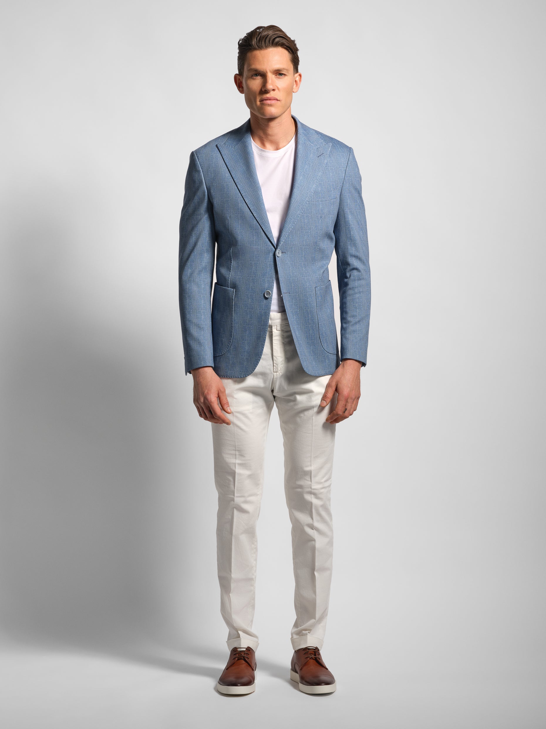Blue Prince de Galles stretch cotton-blend jersey blazer with white pants